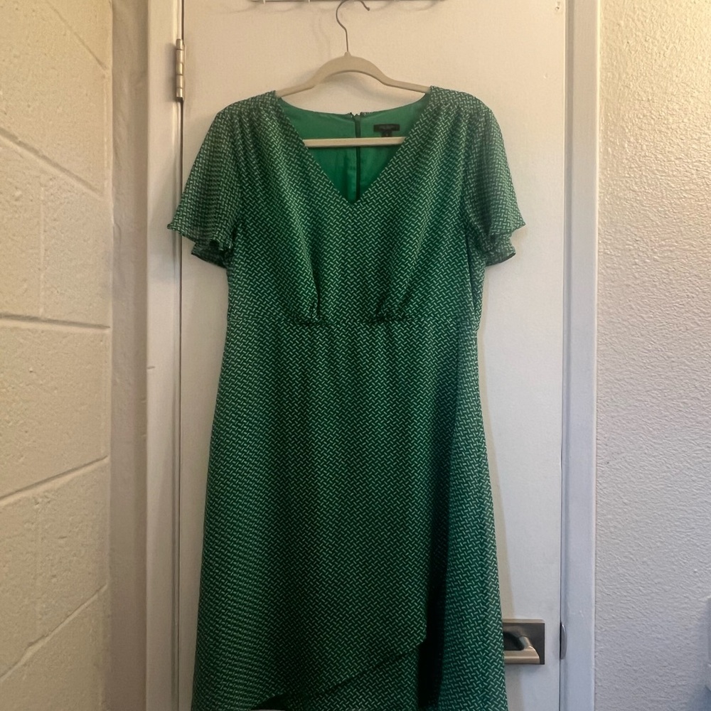 Ann Taylor Green Patterned Midi Dress